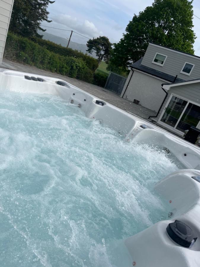 4 Bed Cottage With Hot Tub Bannockburn Exterior photo